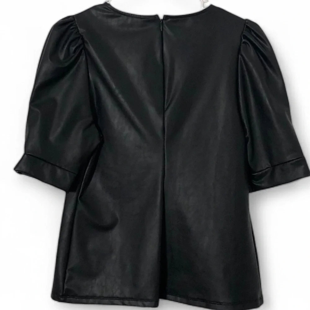 EXPRESS Women’s faux leather blouse top black puff short sleeve Small